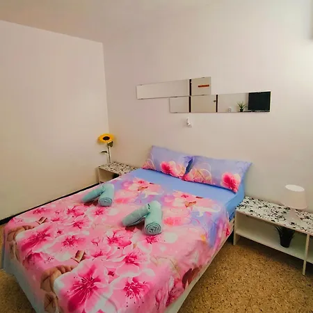 Sunny In Habitat Hostal Maspalomas (Gran Canaria)